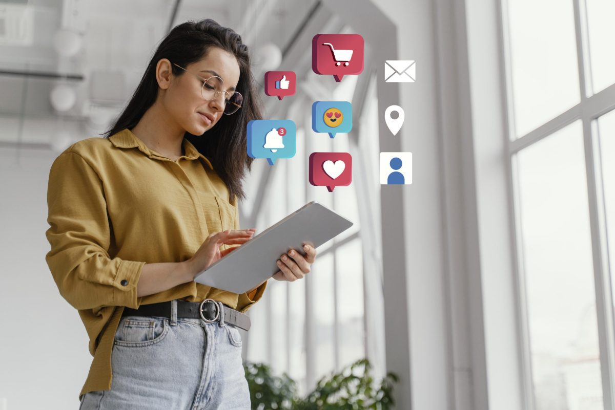 social-media-marketing-concept-marketing-with-applications Revisiting Omnichannel Marketing